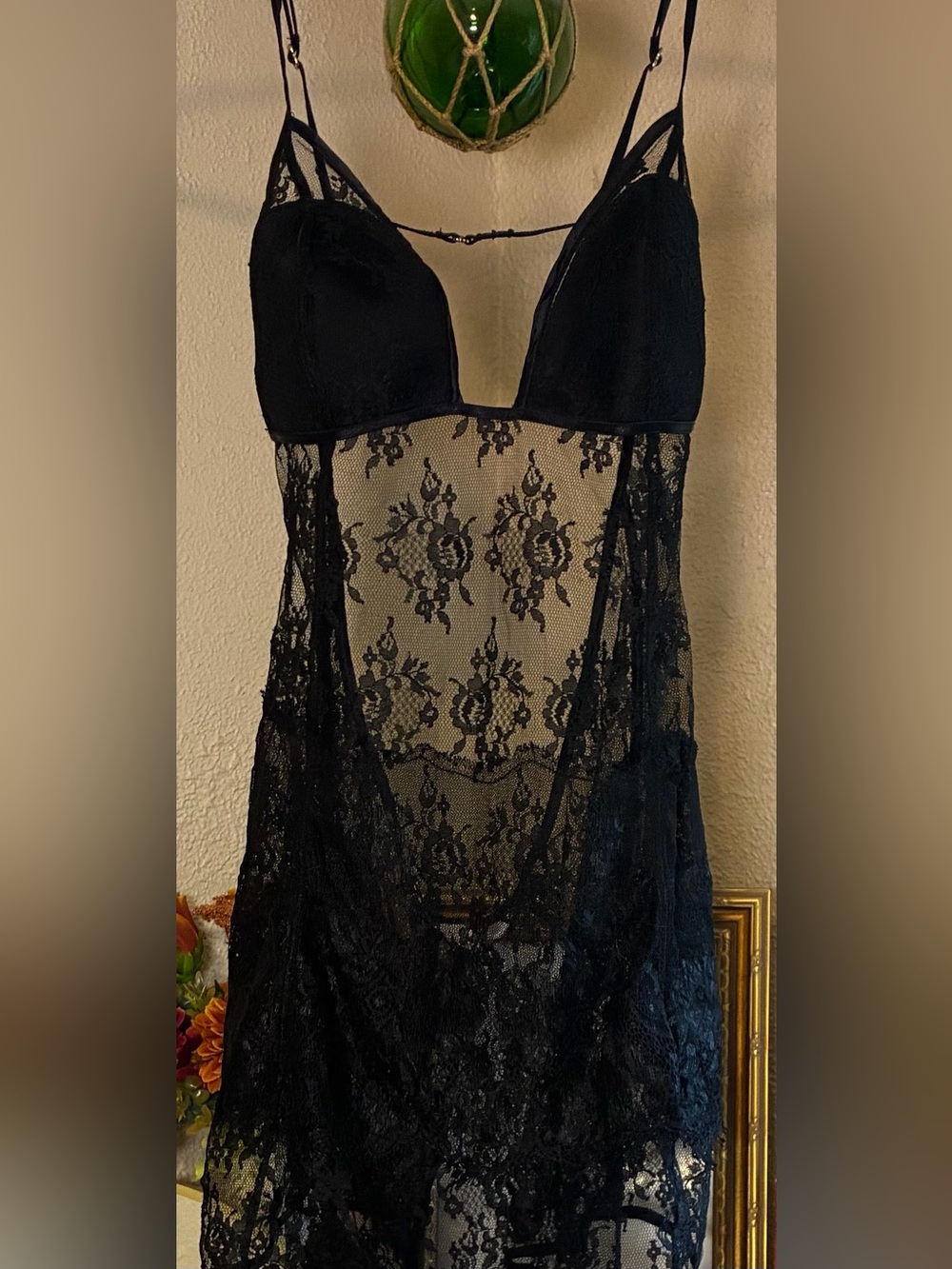 Victoria’s Secret Very Sexy Black Floral Lace Babydoll Chemise Slip Size L